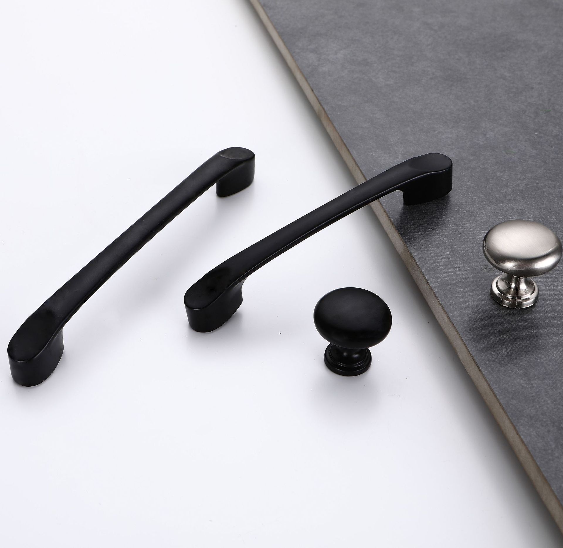 The market prospects of the handle industry are broad and present a trend of diversified development